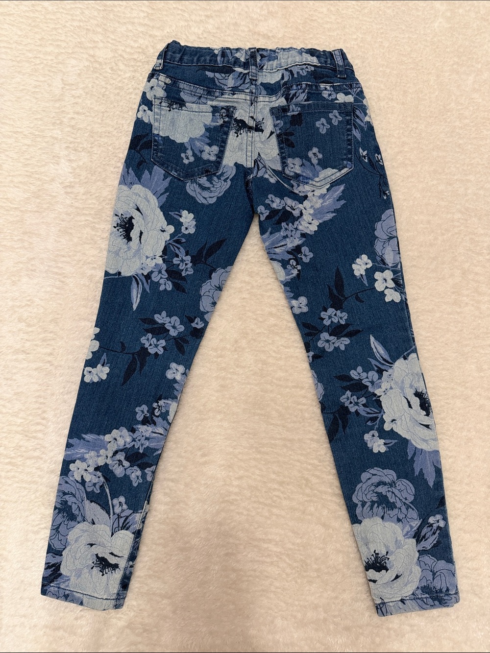 Lot of 3 Pants Floral Denim, Old Navy Glitter Ballerina, Cat & Jack Yellow Denim - Picture 4 of 10